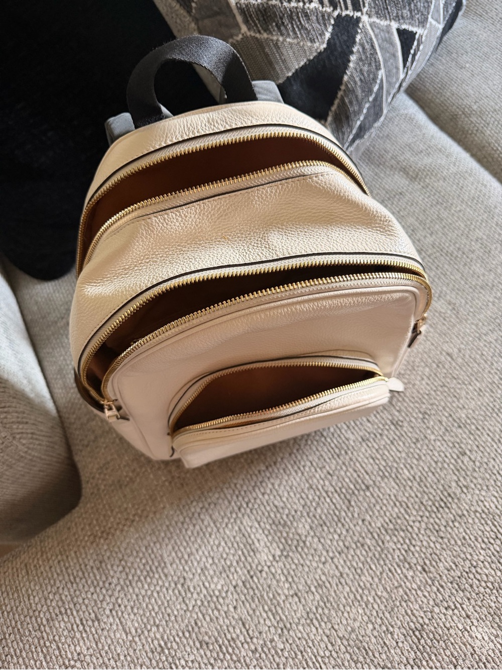 Coach Mini Pebbled Leather Backpack in Ivory Cream with Gold Hardware - Picture 4 of 5